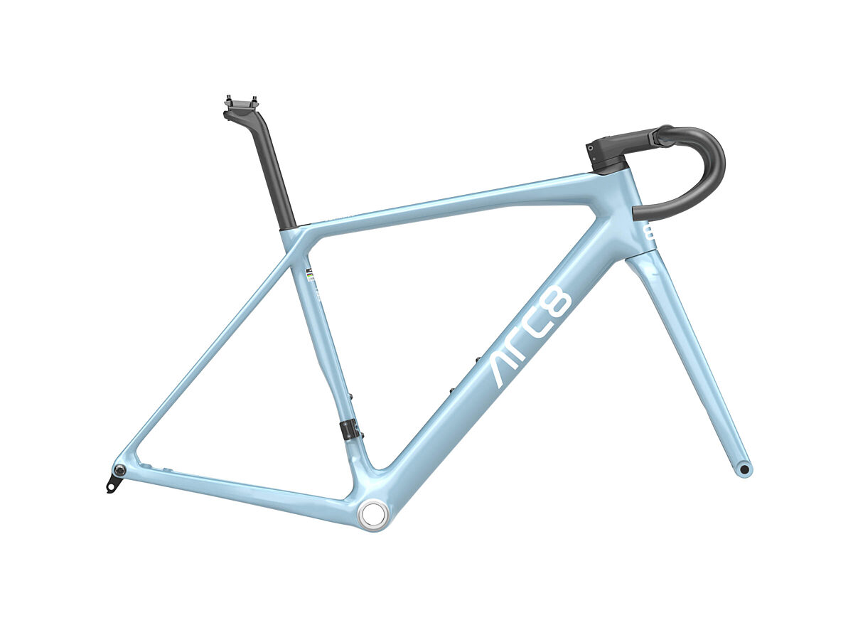 ARC8 Frame MY24 escapee ice blue