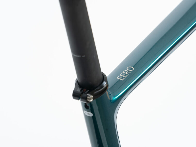 24 EERO Emerald Green Details 13